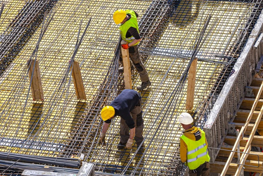 Çay İnşaat Kalıpçısı